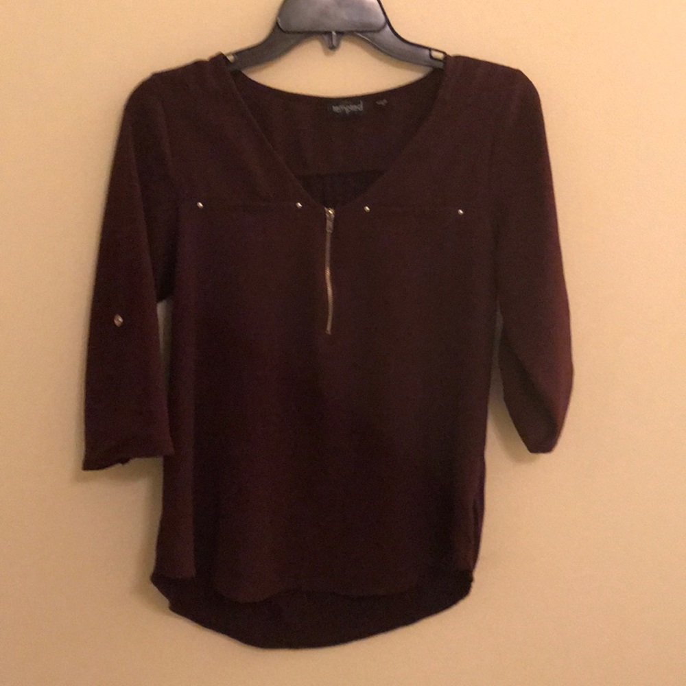 Maroon Blouse with 1/4 sleeves